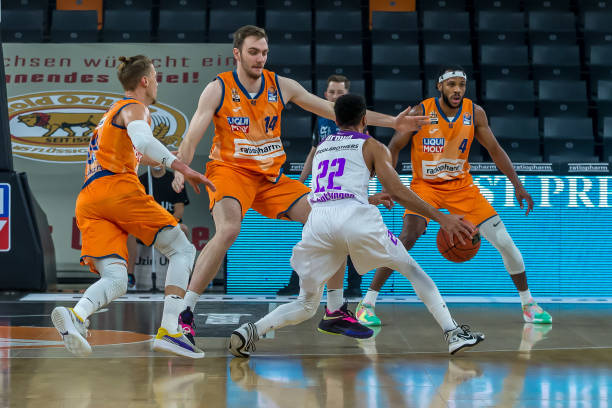 在乒乓球赛 在乒乓球赛